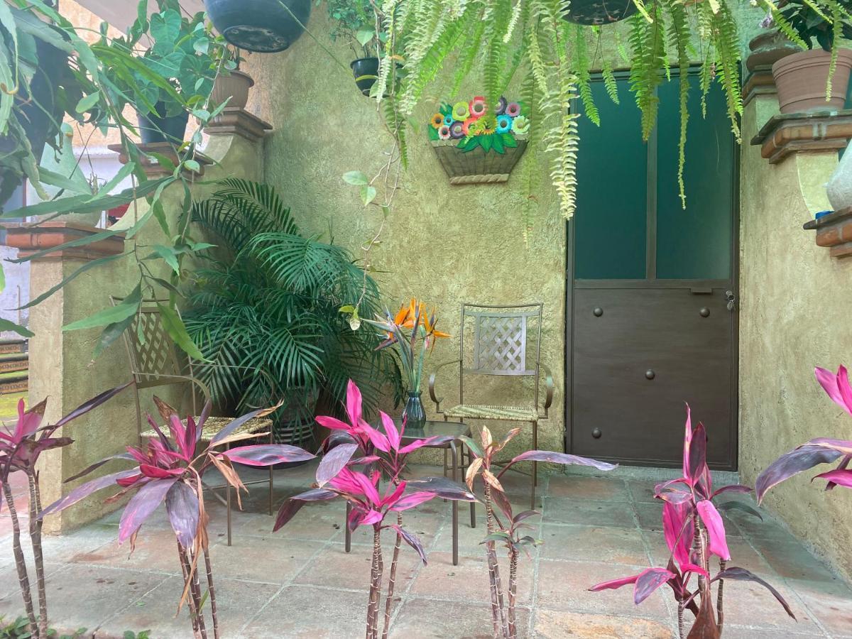 Flor De Cera Hotel Tepoztlán Kültér fotó